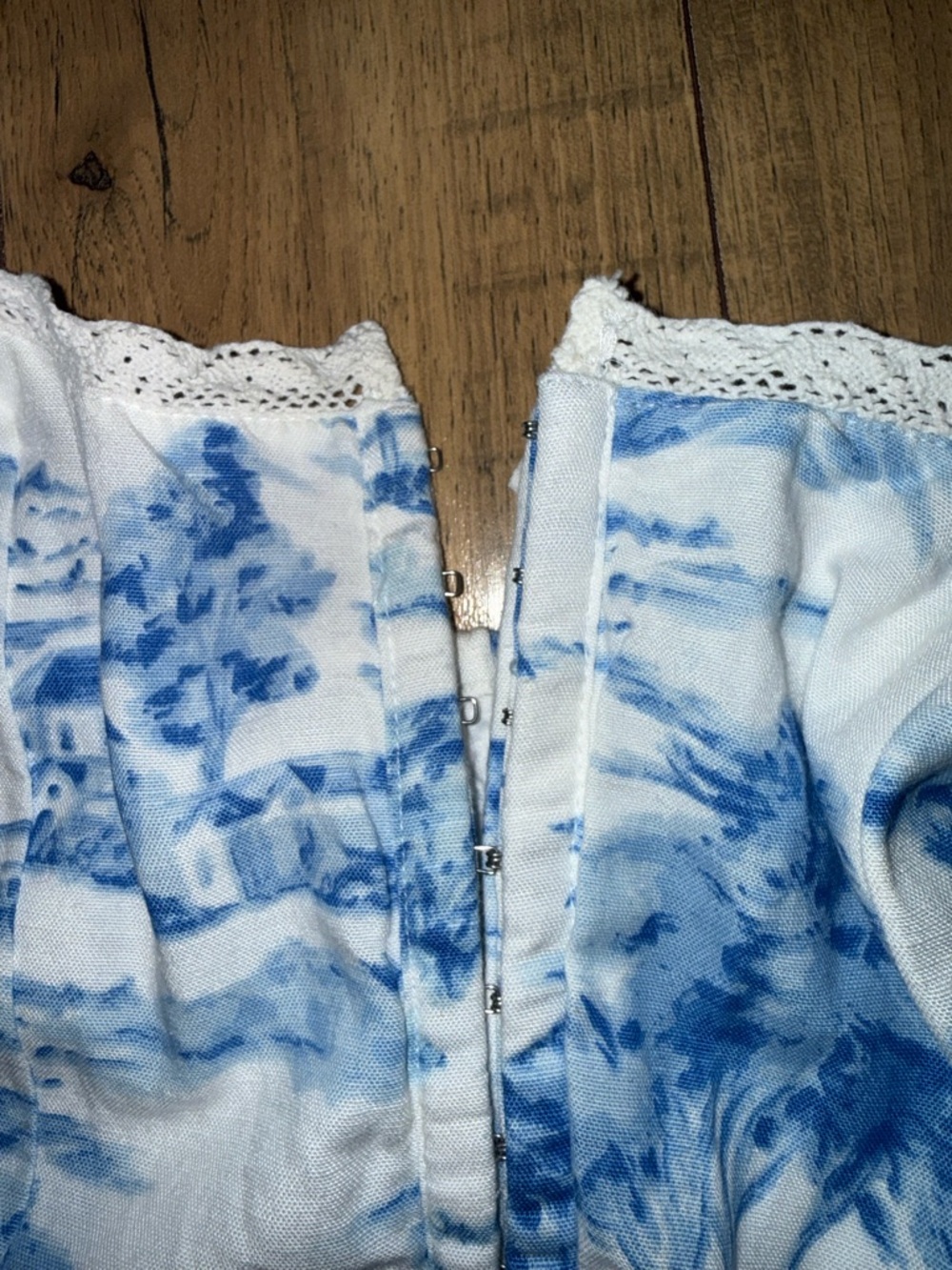 Blue and white dress - Picture 6 of 6